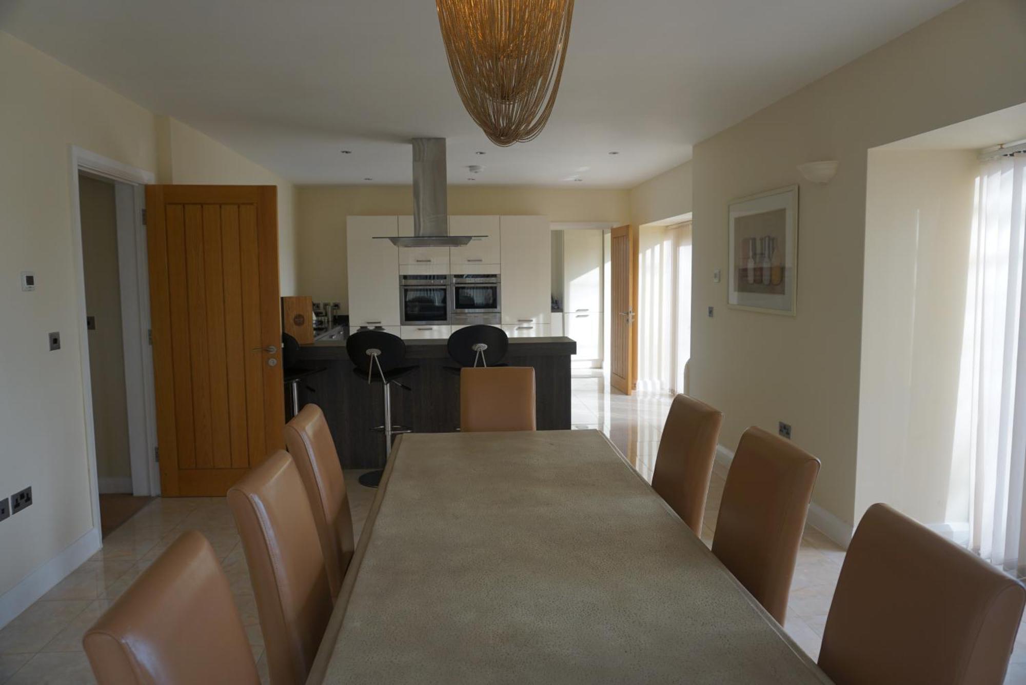 Hunter Lodges By Celtic Manor นิวพอร์ต ภายนอก รูปภาพ